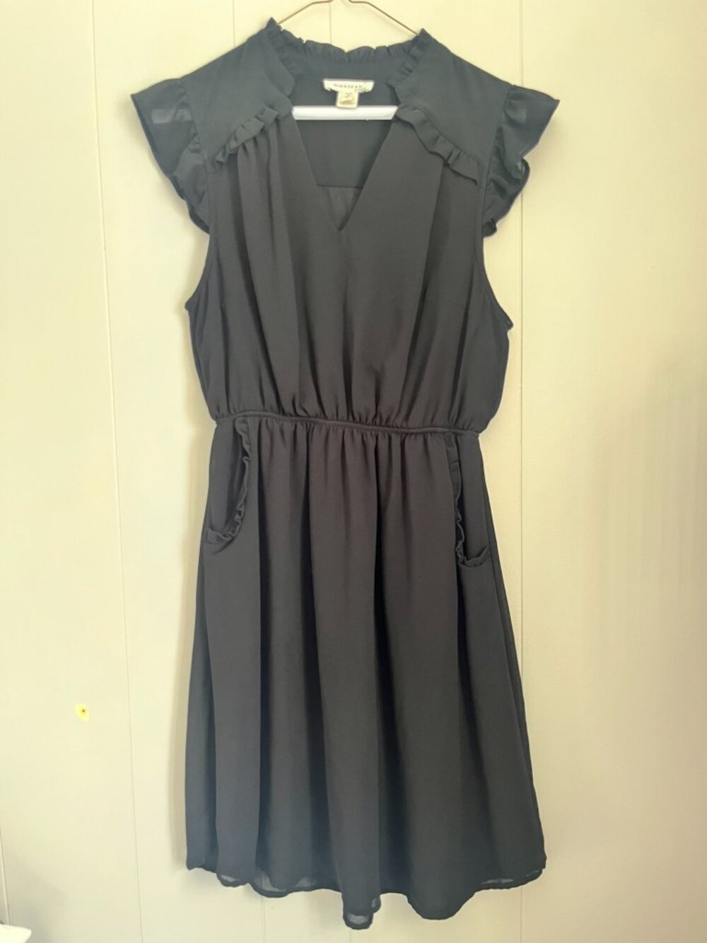Monteau Los Angeles Black Ruffle Trim Dress Women's L Elastic Waist